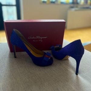 Salvatore Ferragamo high heel pumps - size 8